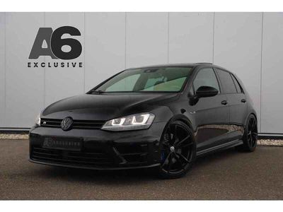 tweedehands VW Golf - 2.0 TSI R 4Motion 301PK DSG Automaat Panoramadak Carbon Stuur Leder ACC DCC Camera Lane Assist Dynaudio 19 inch Pretoria H&R Veren Groot Navigatie Stoelverwarming Bear Lock Navi Lock