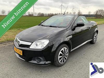 Occasion Opel Tigra Cosmo 125 PK (91 kW) 2005 Zwart Cabriolet
