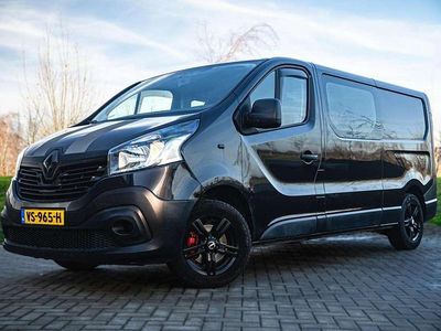 Zwart Occasion 2015 Renault Trafic Komfort MPV | € 10.702