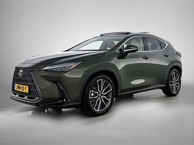 Groen metallic Nieuw 2025 Lexus NX450h+ President Line SUV | € 72.950