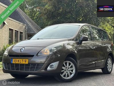 Bruin Gebruikt 2010 Renault Scénic III Privilege MPV | € 4.999 (Eerlijke prijs)
