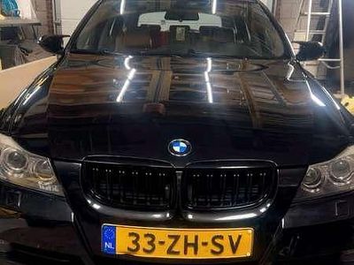 Zwart Gebruikt 2008 BMW 320 Stationwagen | € 1.500