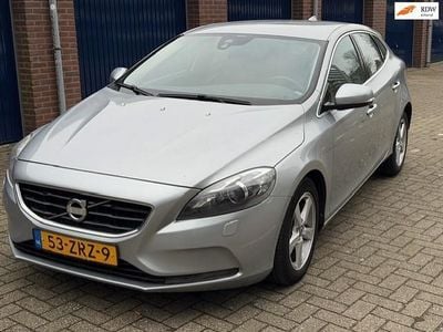 Grijs Occasion 2013 Volvo V40 Momentum Hatchback | € 4.349 (Goede deal)