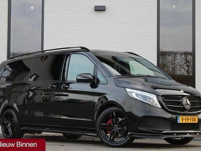 Zwart (metallic) Occasion 2022 Mercedes V300 MPV | € 55.950 (Super prijs)
