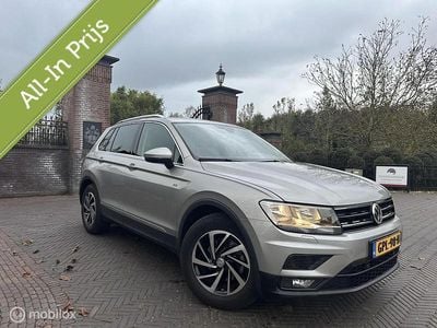 Grijs Occasion 2018 VW Tiguan Business SUV | € 18.899 (Duur)