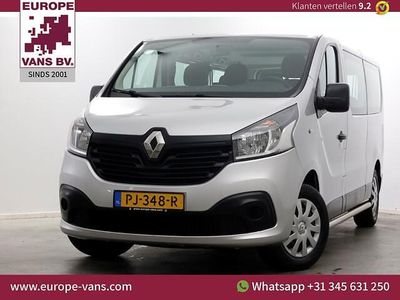 Zilver Gebruikt 2017 Renault Trafic Authentique MPV | € 17.950