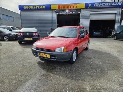 tweedehands Toyota Starlet 1.3-16V Goed rijdende en zeer nette auto,Apk 11-11-2024