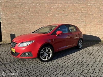 Rood Occasion 2008 Seat Ibiza Stylance Hatchback | € 1.750 (Goede deal)