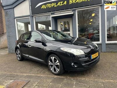 Zwart Occasion 2011 Renault Mégane III Bose Edition Hatchback | € 4.699 (Eerlijke prijs)