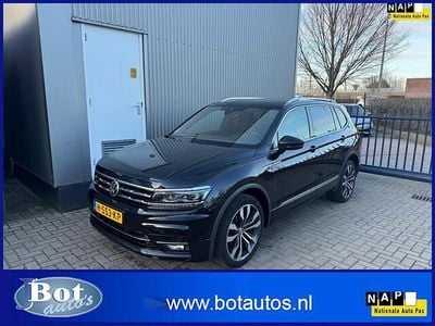 Zwart Occasion 2020 VW Tiguan Allspace Highline SUV | € 26.900 (Eerlijke prijs)