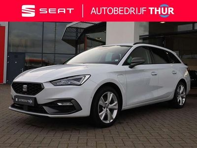Wit, metallic lak Occasion 2021 Seat Leon FR Stationwagen | € 21.950 (Eerlijke prijs)