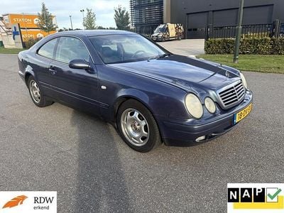 Mercedes 200
