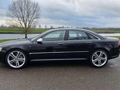 Zwart Gebruikt 2006 Audi S8 Sedan | € 14.750