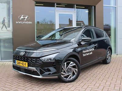 Zwart Occasion 2024 Hyundai Bayon Premium SUV | € 27.400 (Iets duurder)