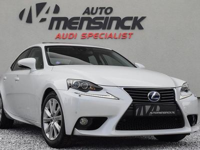 Wit Gebruikt 2013 Lexus IS300h Business Edition Sedan | € 15.950 (Eerlijke prijs)
