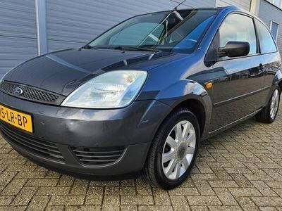 tweedehands Ford Fiesta 1.3 Ambiente APK 04-2025 + Stuurbekrachtiging