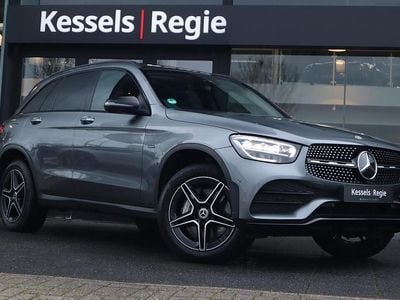 Grijs Gebruikt 2021 Mercedes GLC300e AMG SUV | € 43.950 (Eerlijke prijs)