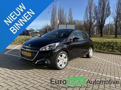 Occasion Peugeot 208 Signature Sky 82 PK (60 kW) 2019 Zwart Hatchback
