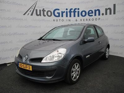 Blauw Gebruikt 2008 Renault Clio II Rip Curl Hatchback | € 2.390 (Eerlijke prijs)