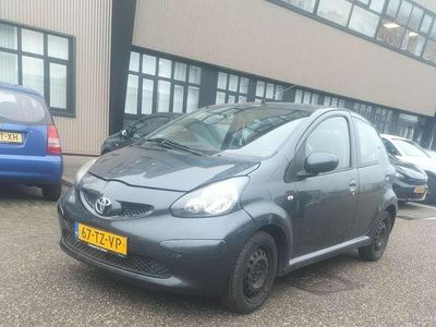 Occasion Toyota Aygo 68 PK (50 kW) 2007 Zwart Hatchback