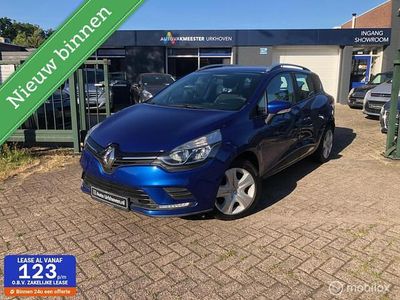 Blauw Gebruikt 2017 Renault Clio GrandTour Stationwagen | € 7.499 (Eerlijke prijs)