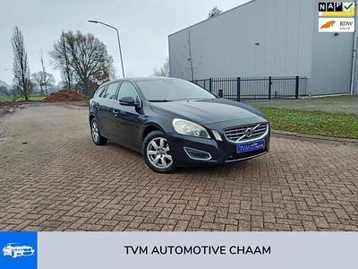Zwart Occasion 2012 Volvo V60 Momentum Stationwagen | € 4.940 (Eerlijke prijs)