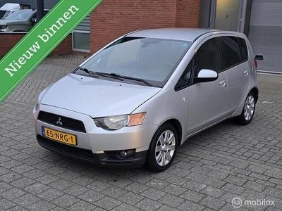 Grijs Gebruikt 2010 Mitsubishi Colt Edition Hatchback | € 2.945 (Goede deal)