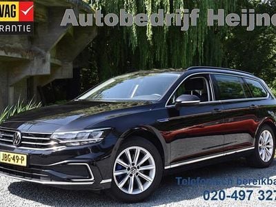 Zwart (metallic) Gebruikt 2021 VW Passat Business Stationwagen | € 22.445 (Goede deal)