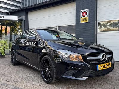 Zwart Gebruikt 2014 Mercedes CLA200 Ambition Sedan | € 13.950 (Iets duurder)