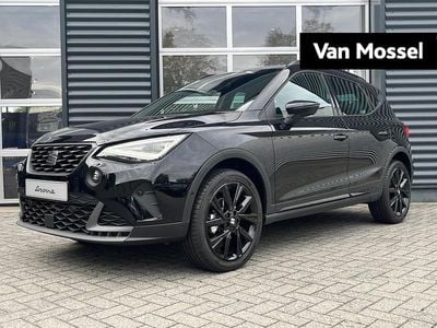 Zwart Nieuw 2025 Seat Arona Business SUV | € 31.944 (Eerlijke prijs)