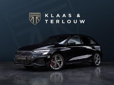Zwart Gebruikt 2022 Audi A3 Competition Hatchback | € 31.900 (Eerlijke prijs)