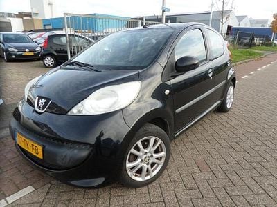 Occasion Peugeot 107 68 PK (50 kW) 2006 Zwart Hatchback