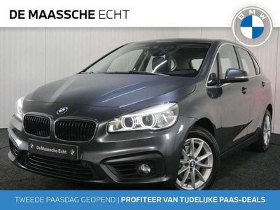 tweedehands BMW 218 Active Tourer 218i Automaat / Trekhaak / LED / Par