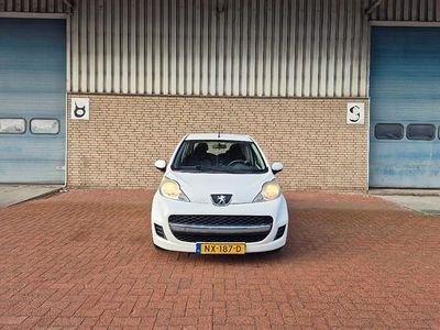 Wit Occasion 2010 Peugeot 107 Hatchback | € 3.000 (Eerlijke prijs)