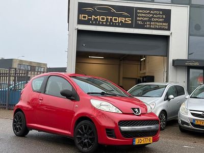 Occasion Peugeot 107 68 PK (50 kW) 2010 Rood (metallic) Hatchback