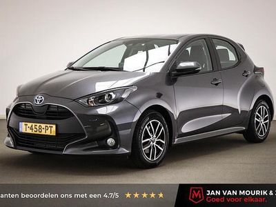 Grijs Gebruikt 2023 Toyota Yaris Active Hatchback | € 20.700 (Eerlijke prijs)