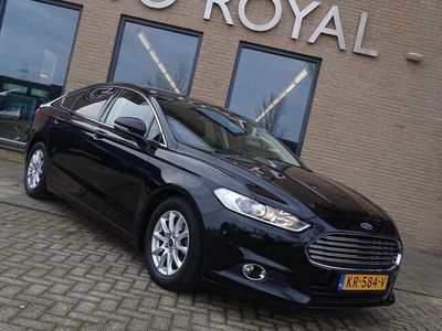 tweedehands Ford Mondeo 1.5 TDCi Trend - 6-Bak, Navigatie, Automatisch inparkeren, Bedienbaar Stuur, Automatische airco, Cruise Control, Voorruitverwarming, Parkeersensoren voor en achter, Lichtmetalen velgen, armsteun voor en achter, klein leerpakket