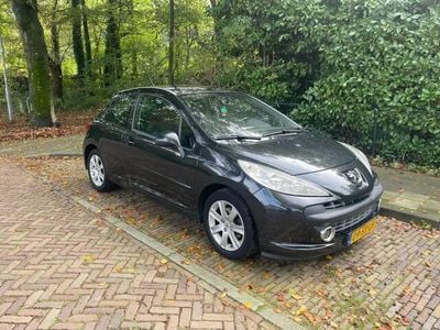 Zwart Gebruikt 2006 Peugeot 207 Hatchback | € 795