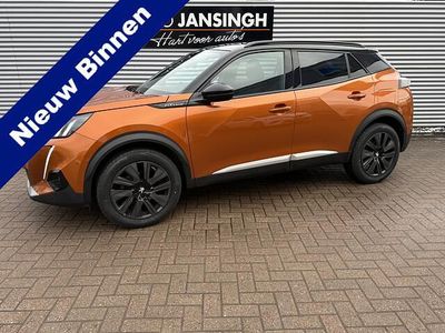 Oranje (metallic) Occasion 2022 Peugeot 2008 GT SUV | € 20.445 (Eerlijke prijs)