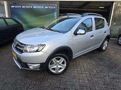 Occasion Dacia Sandero Stepway 90 PK (66 kW) 2013 Grijs (metallic) Hatchback