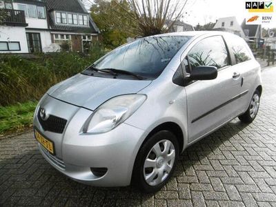 tweedehands Toyota Yaris 1.0 VVTi 3-deurs Airco Onderhoudshistorie Trekhaak Zuinig