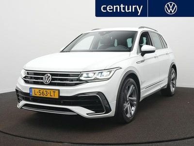 Wit Occasion 2021 VW Tiguan R-line SUV | € 30.900 (Goede deal)