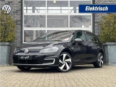 Zwart, andere lak Gebruikt 2018 VW e-Golf Hatchback | € 14.950 (Duur)