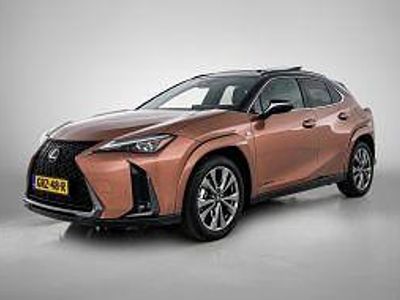 Bruin metallic Occasion 2024 Lexus UX 300e Sport Line SUV | € 58.950