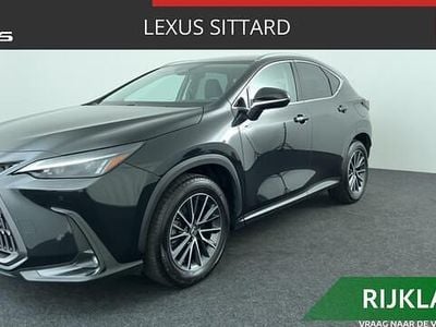 Zwart Occasion 2023 Lexus NX450h+ Luxury Line SUV | € 52.900 (Eerlijke prijs)