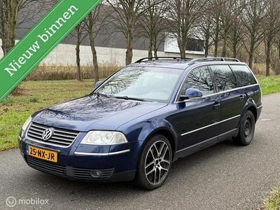 Blauw Gebruikt 2004 VW Passat Stationwagen | € 2.999