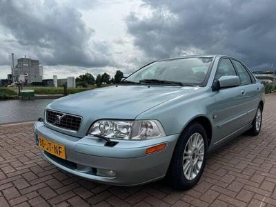 Volvo S40
