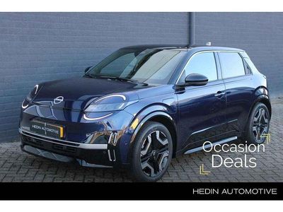 Noble marine metallic + black roof (donker bl Nieuw 2025 Nissan Micra Evolve Hatchback | € 36.980 (Eerlijke prijs)