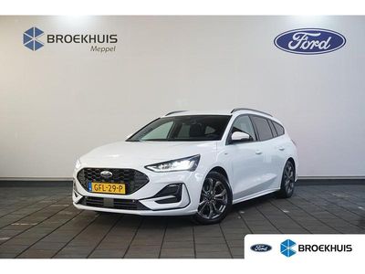 Wit Gebruikt 2024 Ford Focus ST-Line Stationwagen | € 26.900 (Eerlijke prijs)