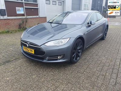 Grijs Occasion 2014 Tesla Model S Hatchback | € 24.999